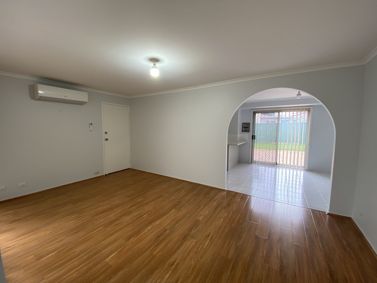 2 Abbott Close, Edensor Park NSW 2176, Image 1