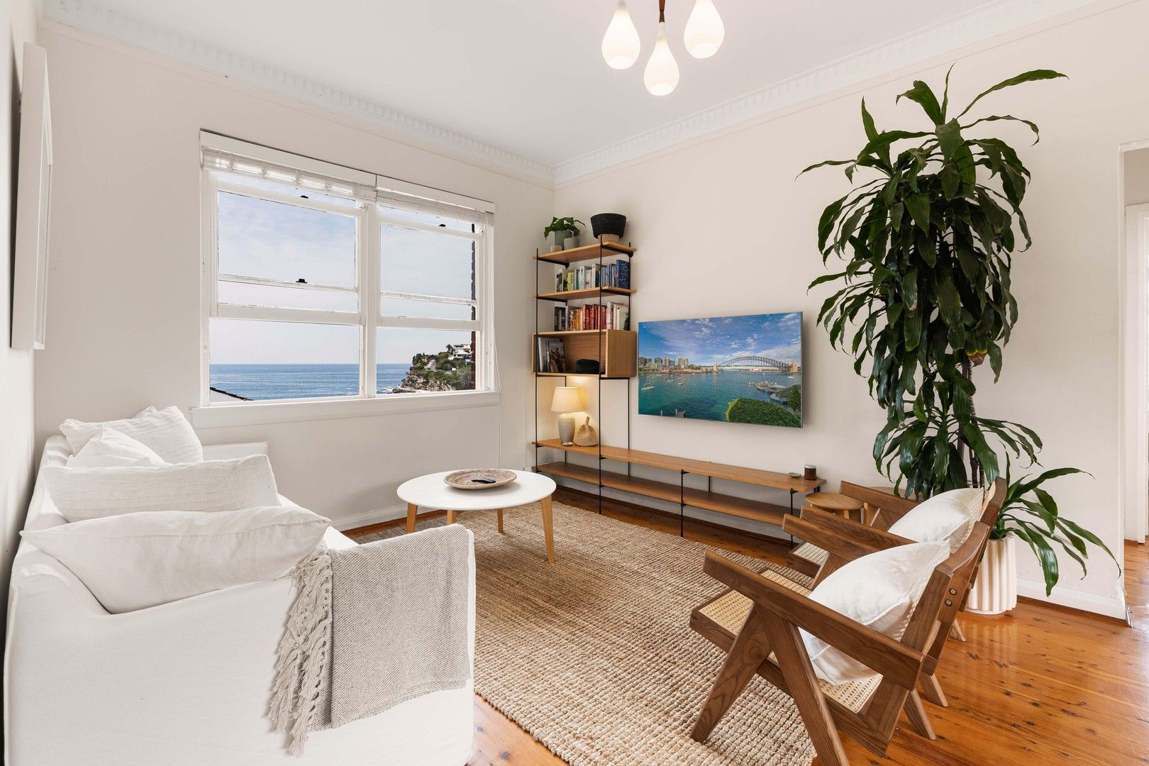 2 bedrooms Apartment / Unit / Flat in unit 6/2 Bayview Street BRONTE NSW, 2024