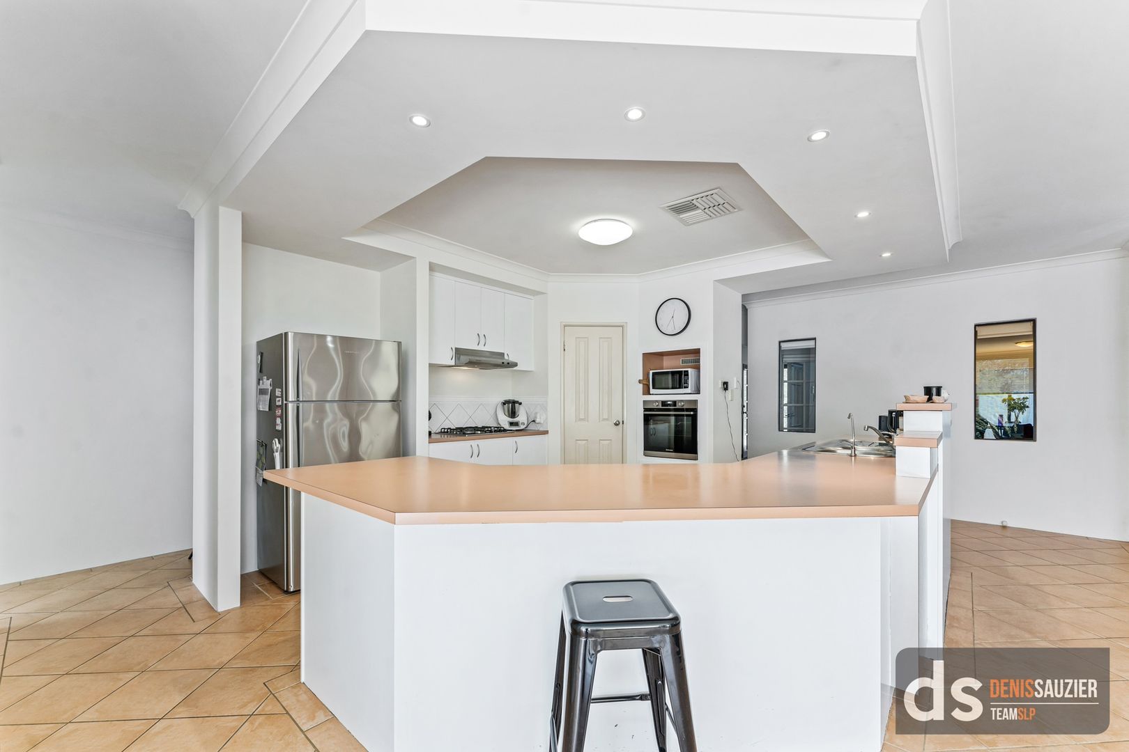 69 Manchester Drive, Hocking WA 6065, Image 2