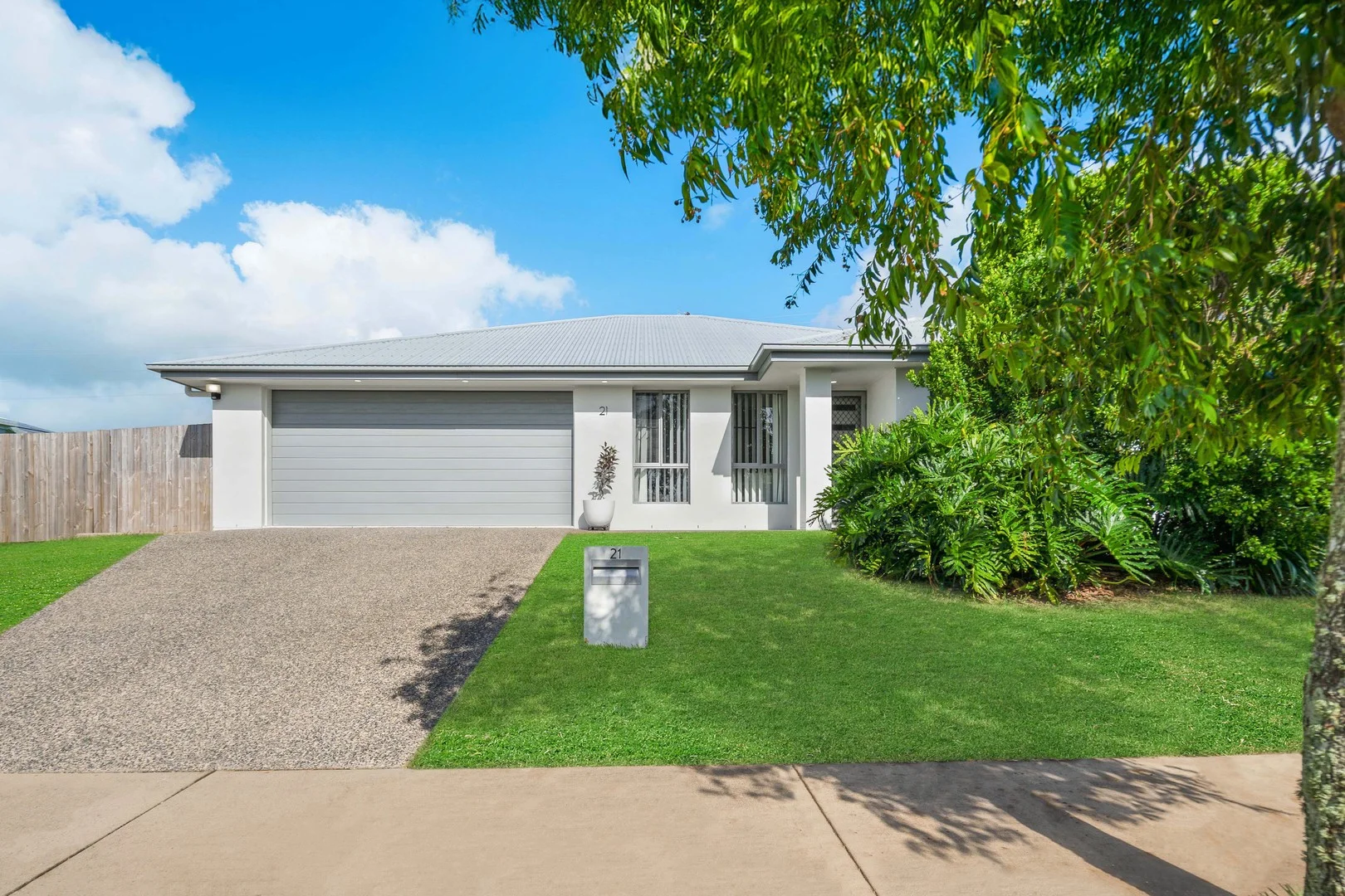 21 Raffia Street, Rural View QLD 4740