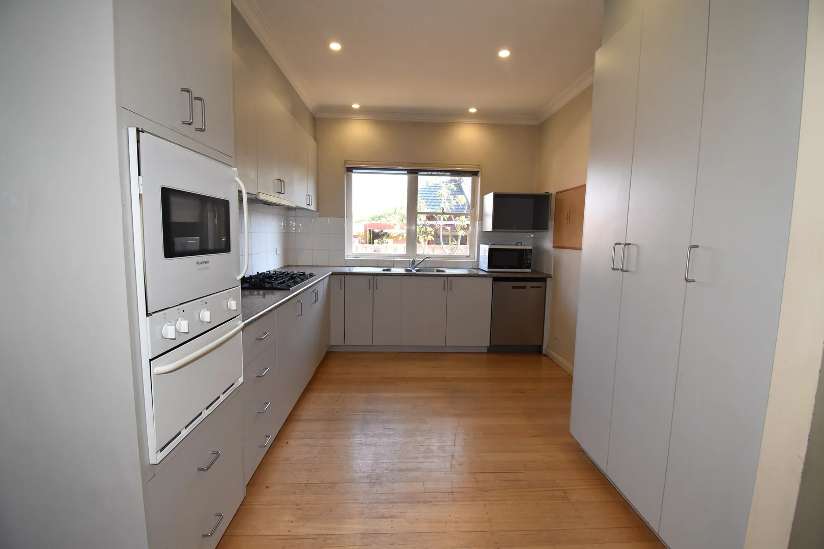 Additional image 7 of 146 Brewer Rd, Bentleigh VIC 3204