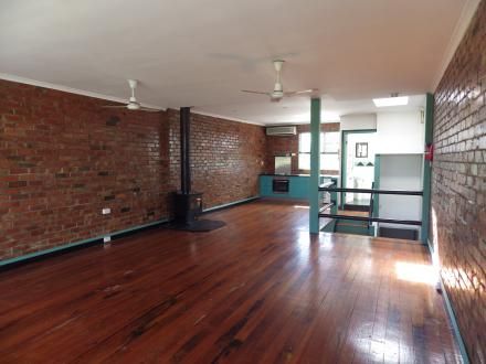 1 bedrooms Apartment / Unit / Flat in 1/236 Sussex Street PASCOE VALE VIC, 3044