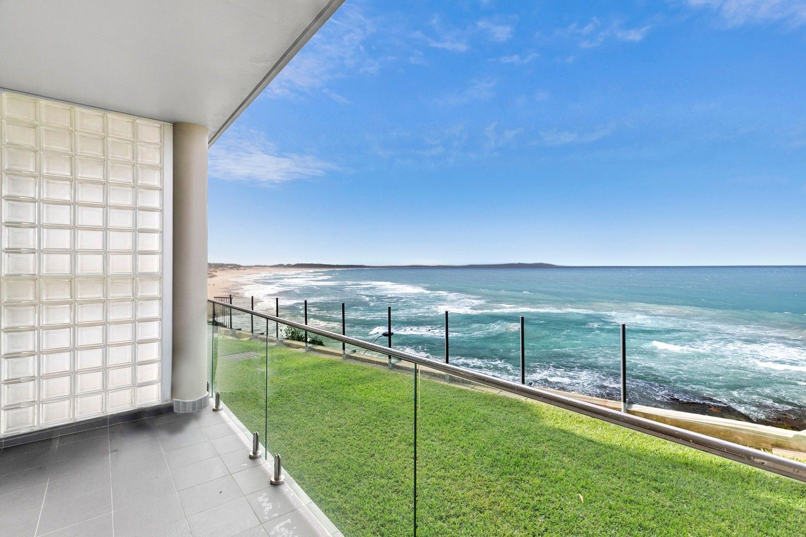 2 bedrooms Apartment / Unit / Flat in 2/6-8 McDonald Street CRONULLA NSW, 2230