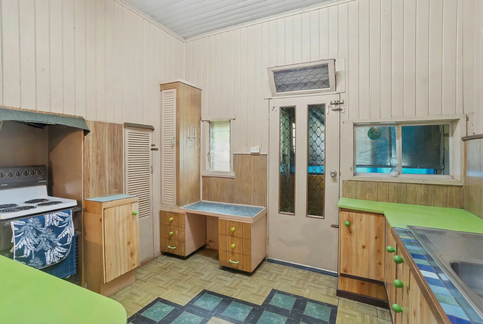 Image 7