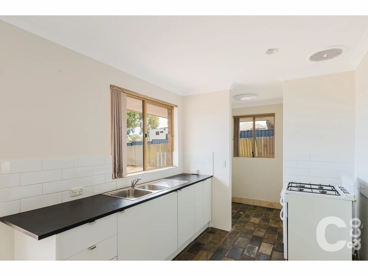 Additional image 6 of 1 Pike Court, Parmelia WA 6167