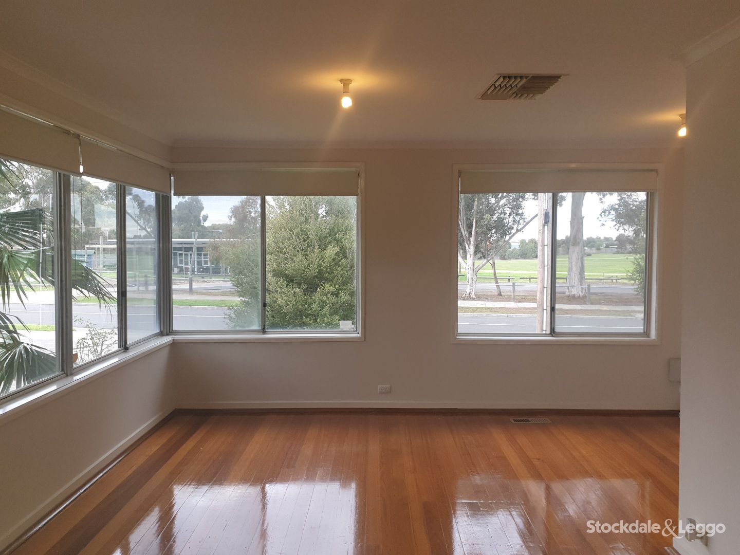 43 Katrina Drive, Gladstone Park VIC 3043, Image 1