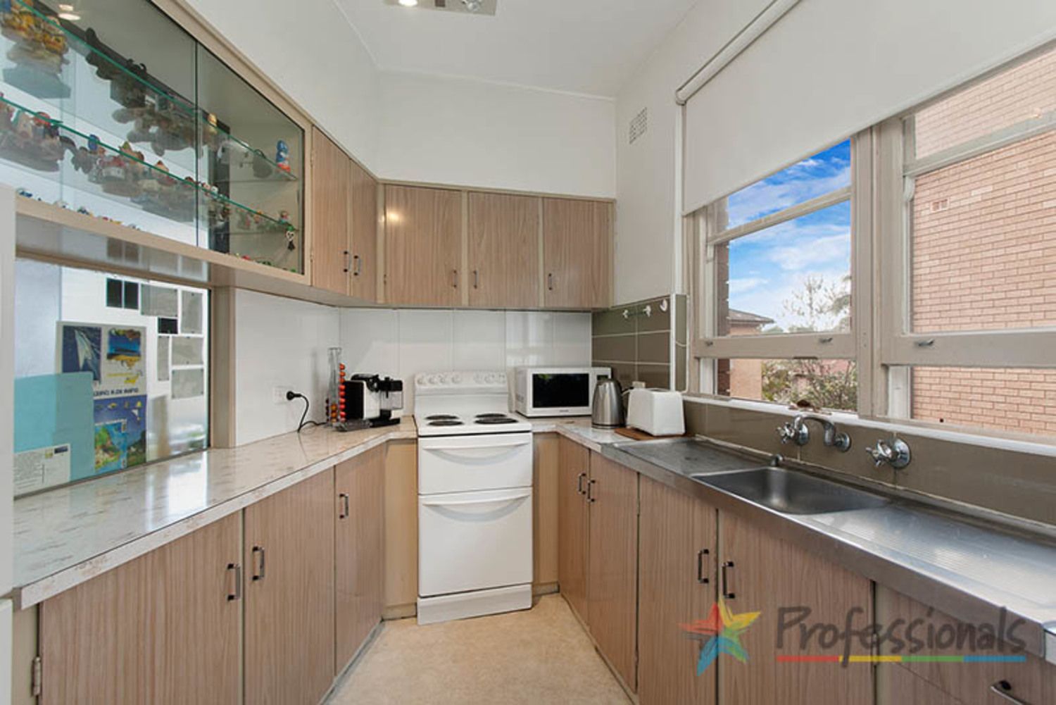 3/6 Andover Street, Carlton NSW 2218, Image 2