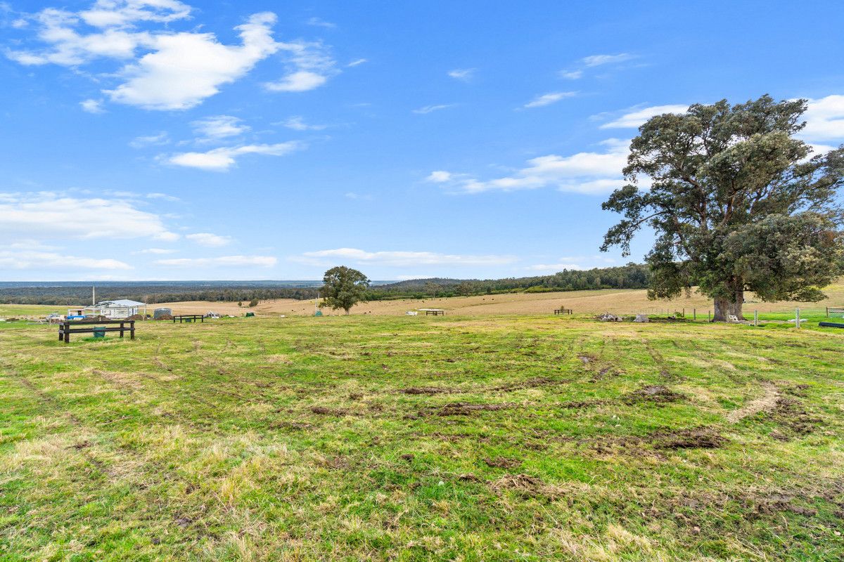 1227 Heyfield-Seaton Road, Seaton VIC 3858, Image 2