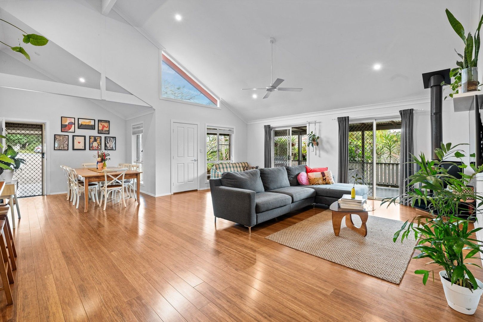 4 bedrooms House in 17 Beech Drive SUFFOLK PARK NSW, 2481