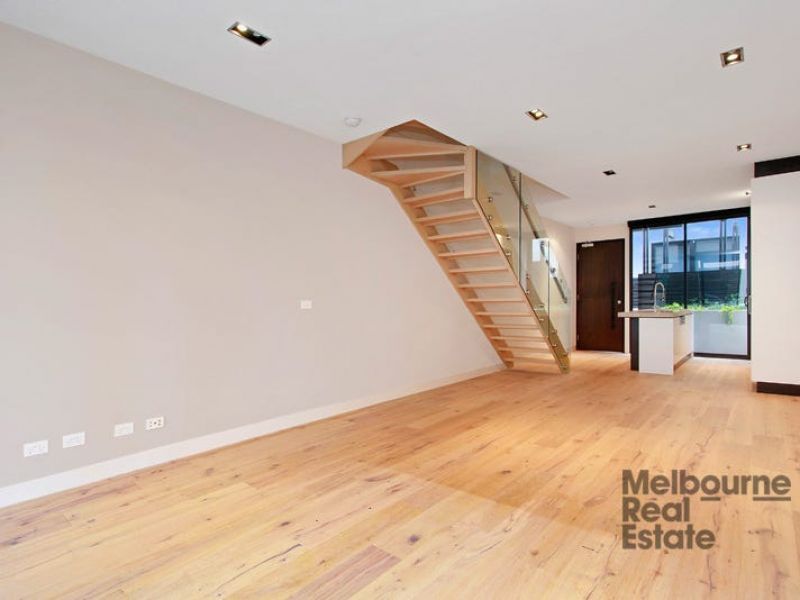 3 bedrooms Townhouse in 3/1810 Malvern Road MALVERN EAST VIC, 3145