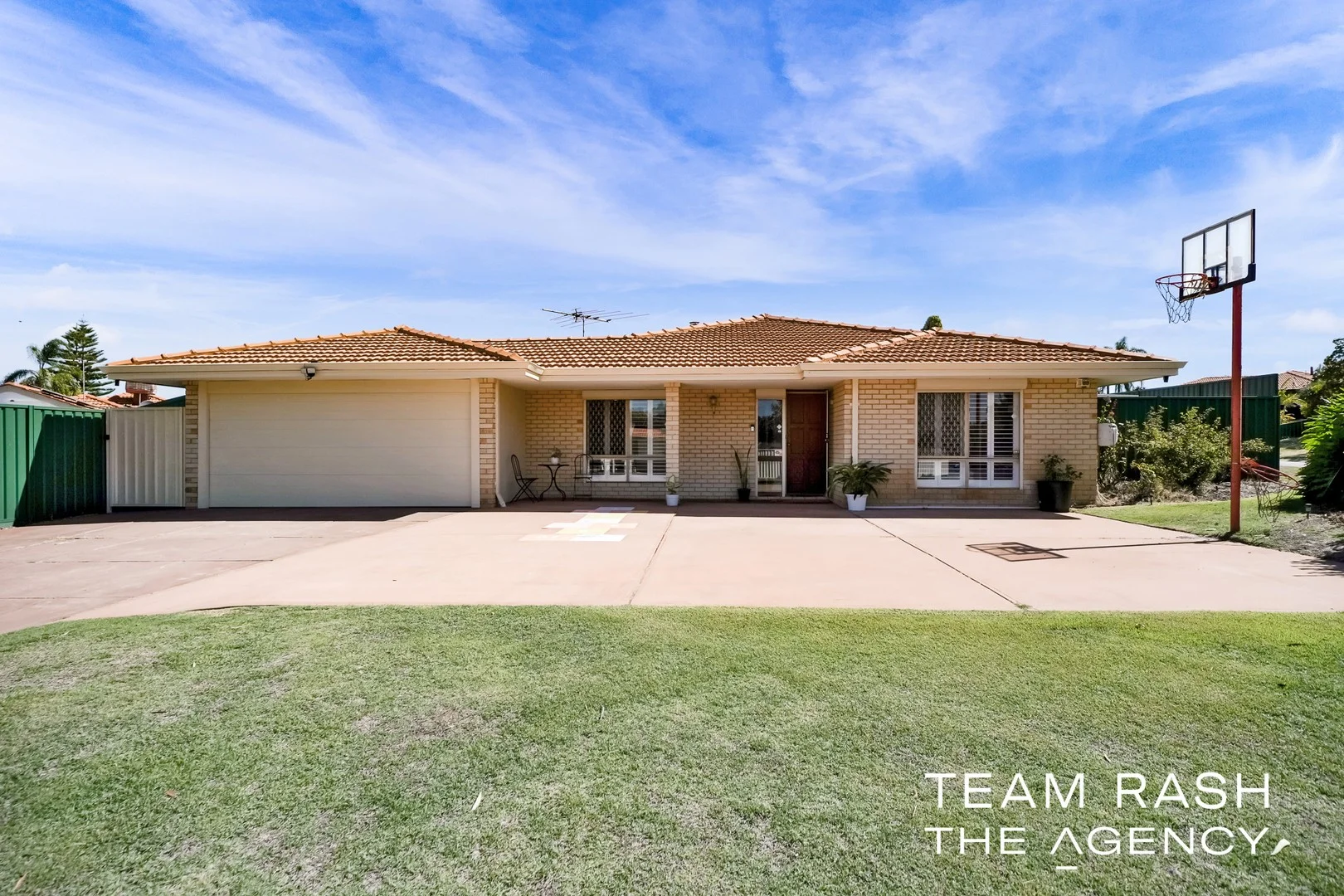 2 Welland Way, Beechboro WA 6063