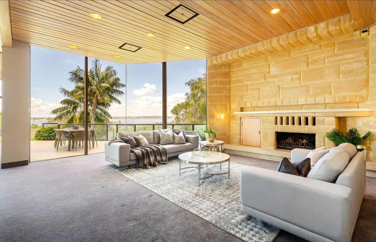 Unrivalled River & City Views - View 2