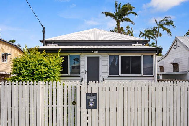 3 bedrooms House in 134 Boundary Street RAILWAY ESTATE QLD, 4810