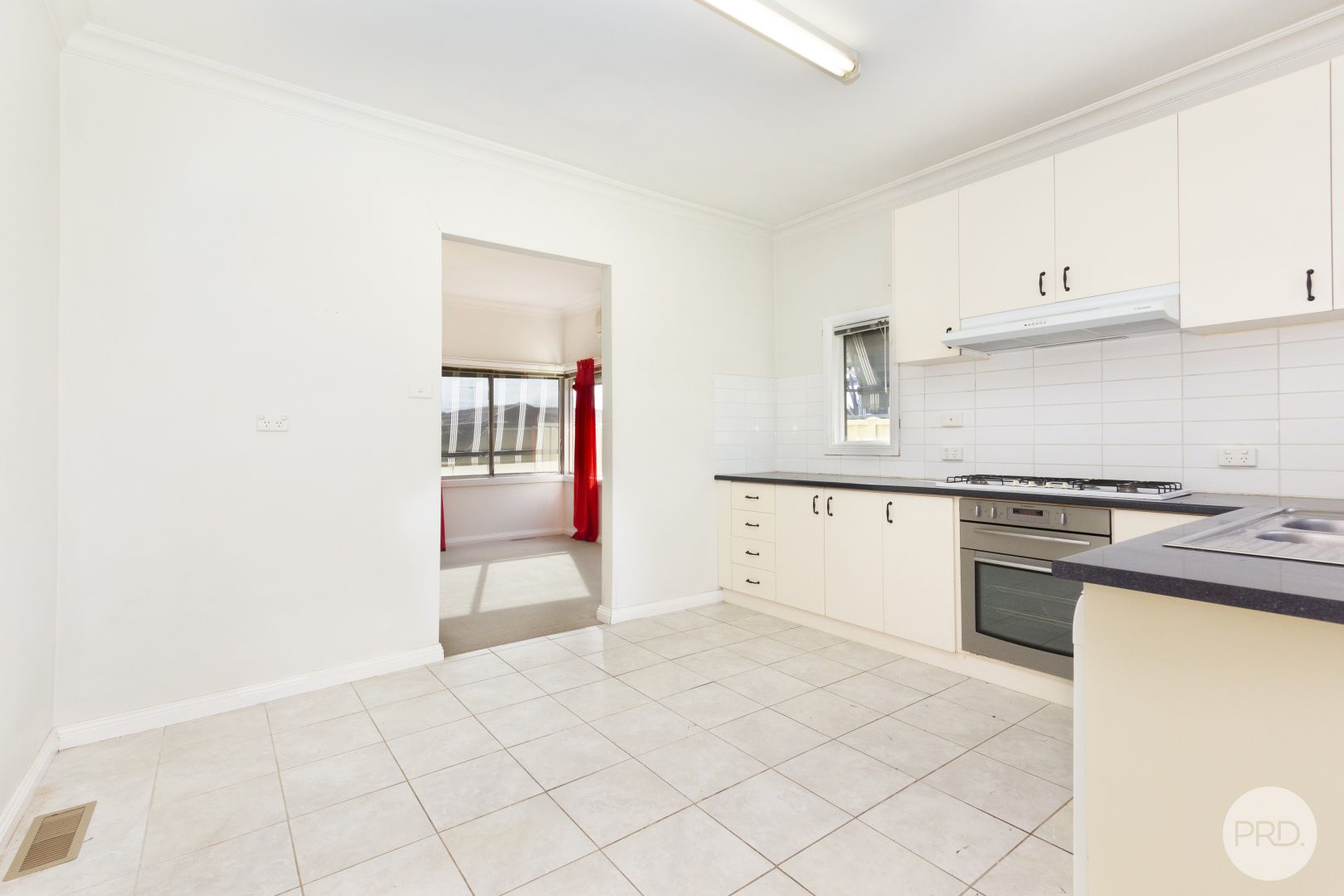 25 Queen Street, Sebastopol VIC 3356, Image 2