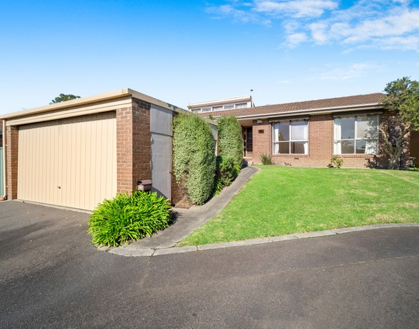 3/26 Jonathan Avenue, Burwood East VIC 3151