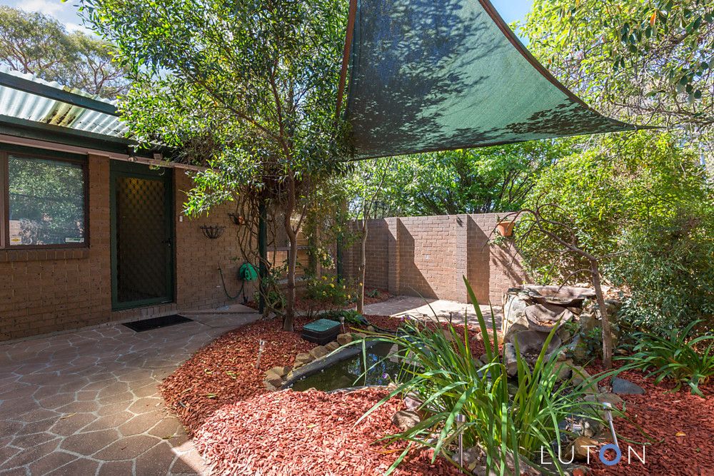 27 Hallen Close, Phillip ACT 2606, Image 1