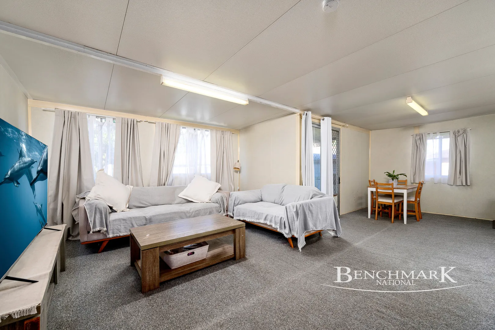 Prime Opportunity on a Wide 24m Frontage  556sqm Block – pohled 4