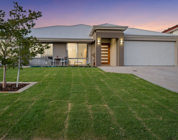 25 Rowsley Way, Carine WA 6020