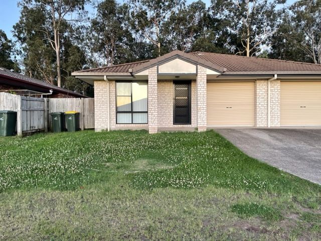 3 bedrooms House in 1/28 Hugo Drive BEAUDESERT QLD, 4285