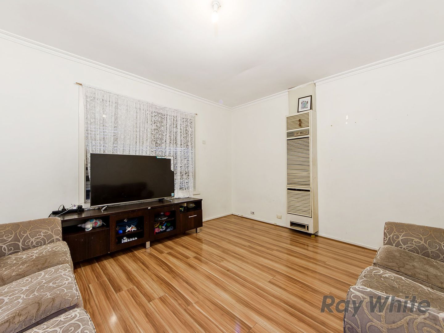 125-127 Alfrieda Street, St Albans VIC 3021, Image 2