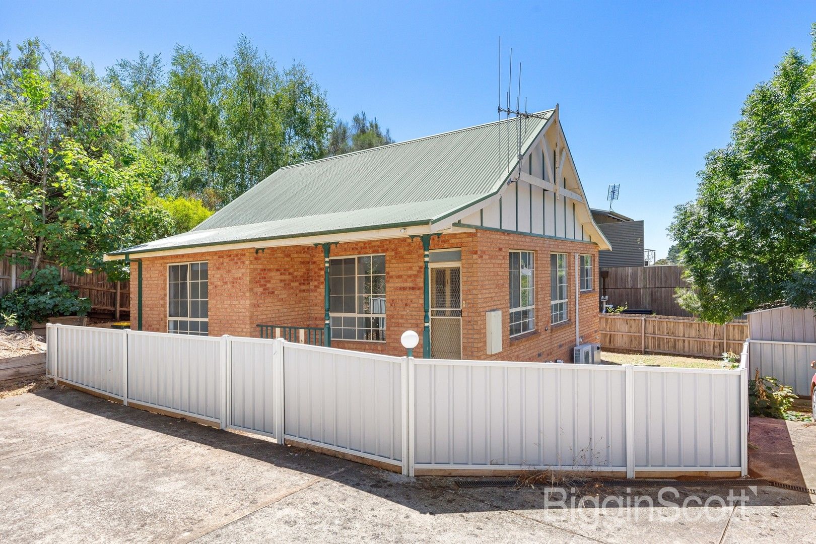 1/79 Raglan Street, Daylesford VIC 3460 Apartment For Rent Domain
