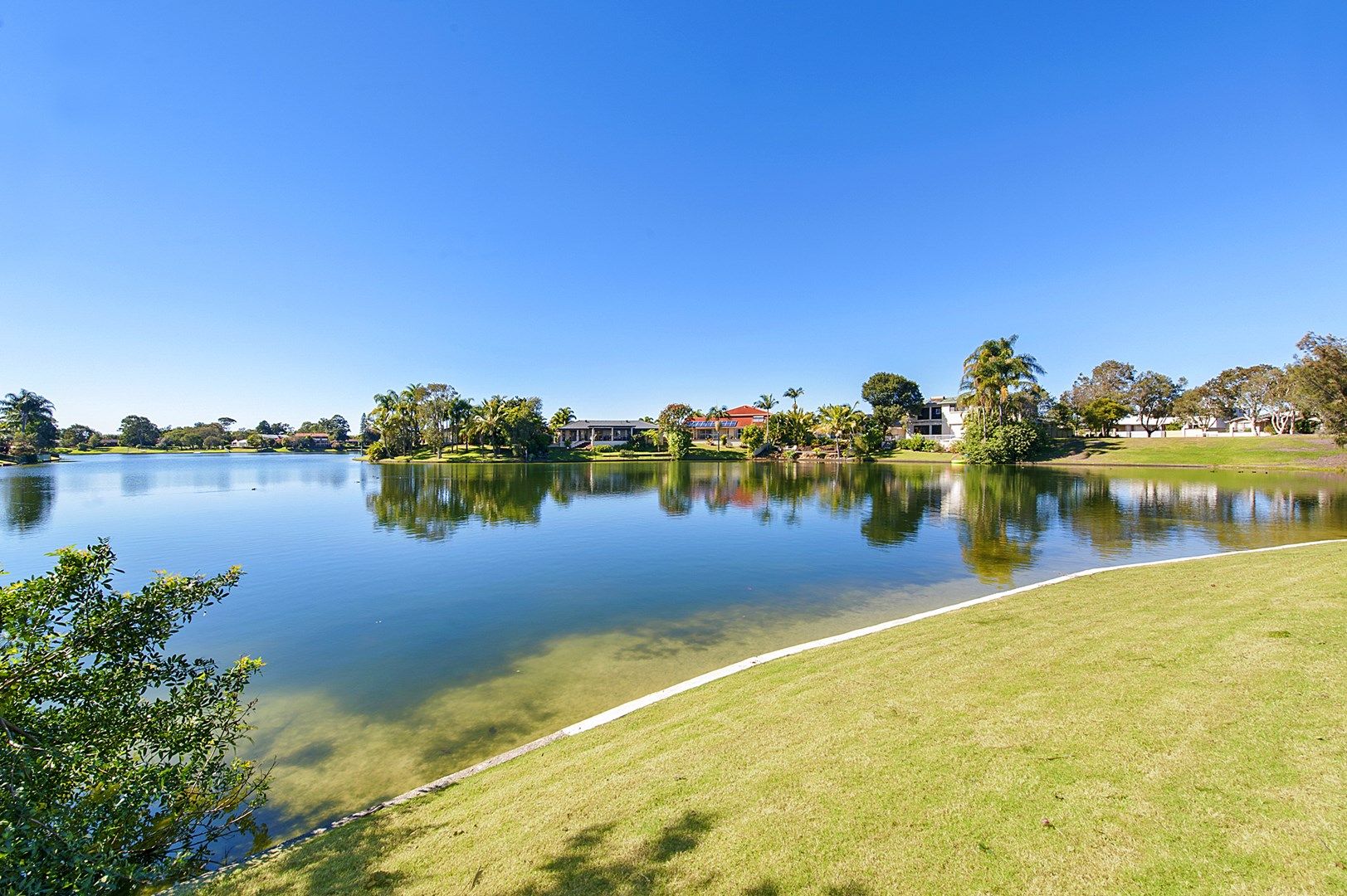 19 Peninsula Court, Mermaid Waters QLD 4218, Image 0