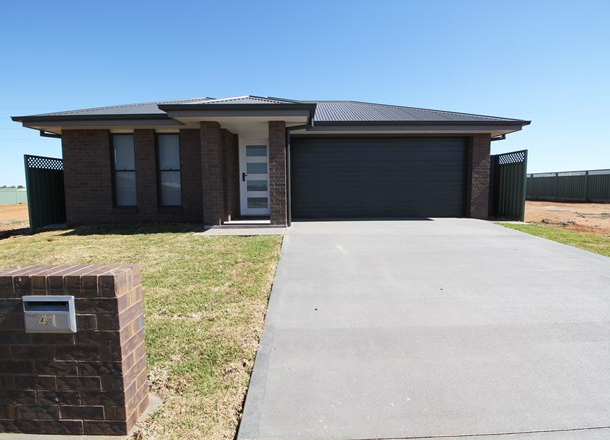 41 Amadeus Avenue, Dubbo NSW 2830