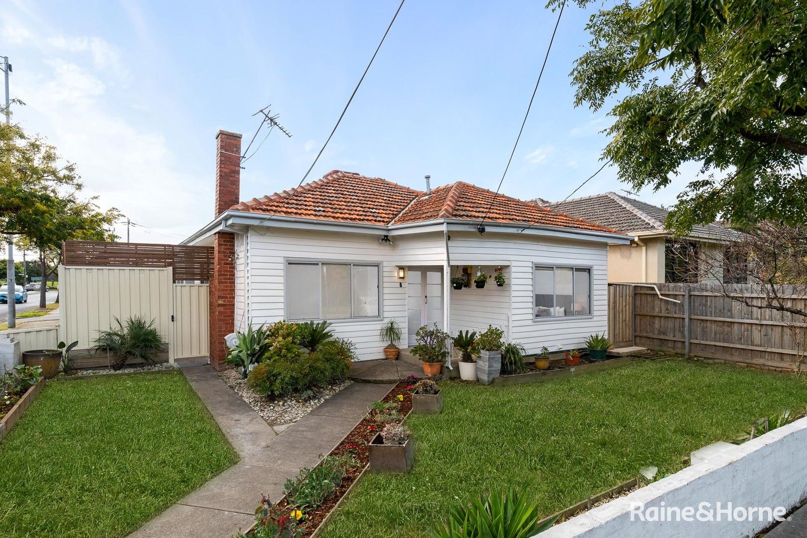 4 bedrooms House in 8 Oakland Street MARIBYRNONG VIC, 3032