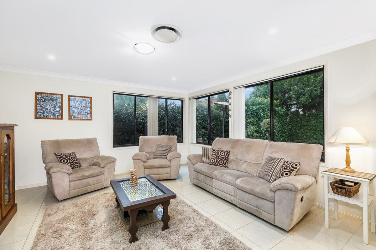 8 Lucette Place, Castle Hill NSW 2154, Image 2