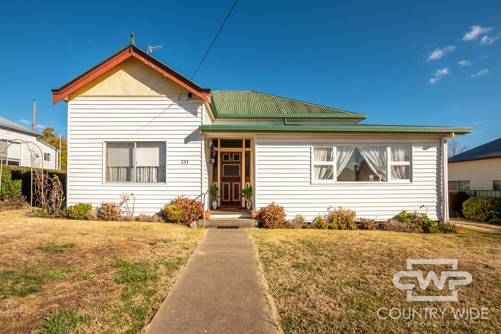 233 Meade Street, Glen Innes NSW 2370, Image 0