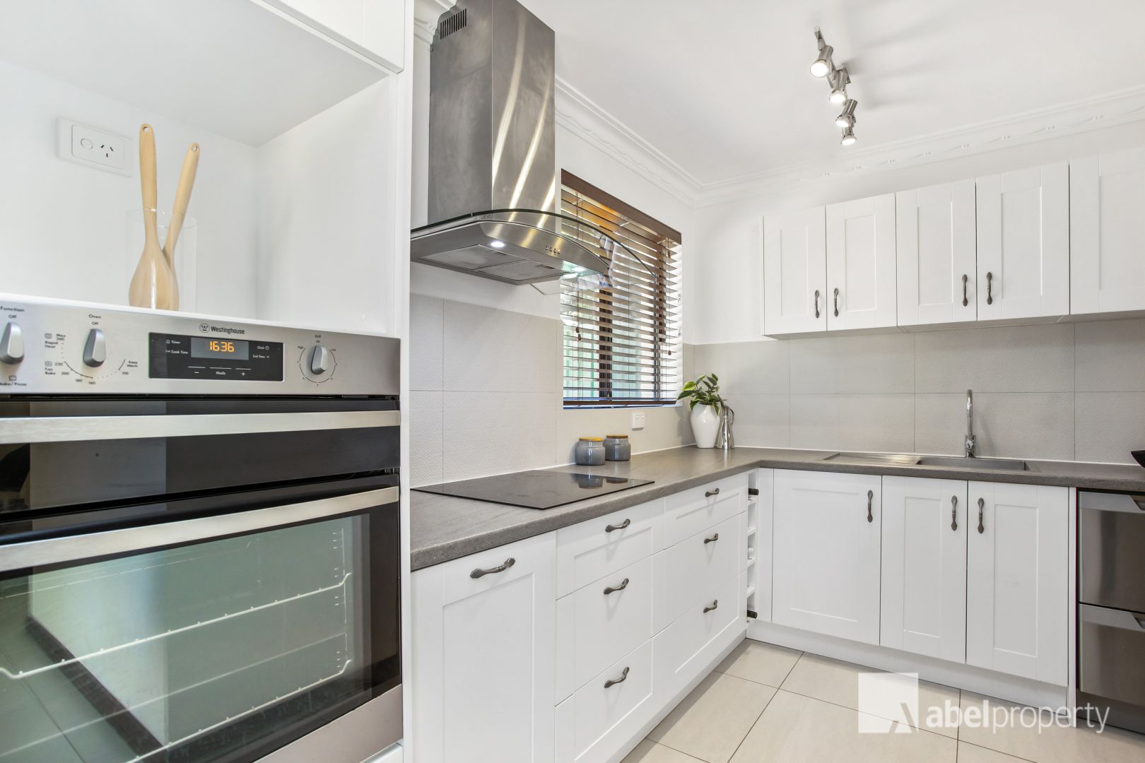 2/87 Seventh Avenue, Maylands WA 6051, Image 2