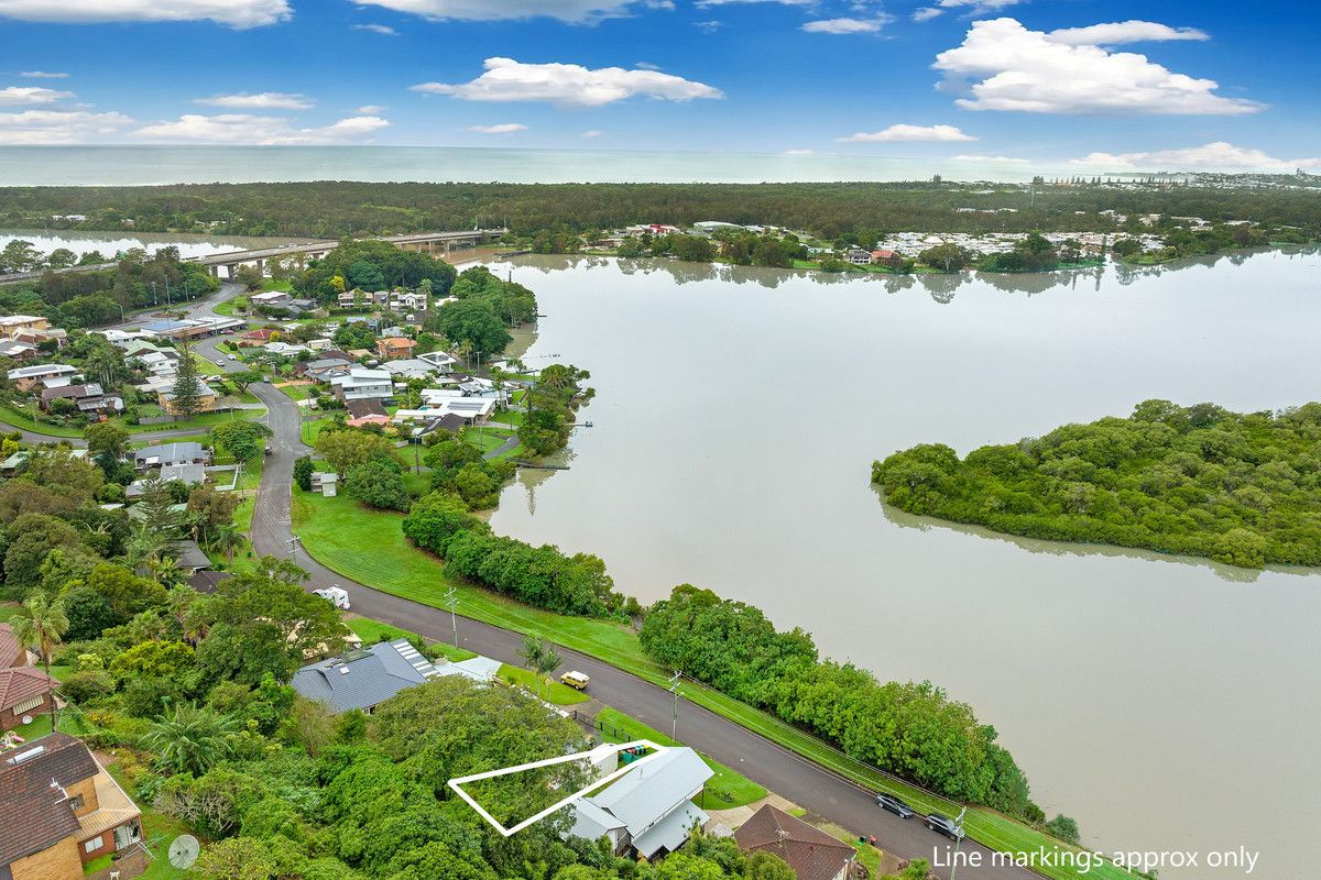 2/35 Bimbadeen Avenue, Banora Point NSW 2486, Image 0