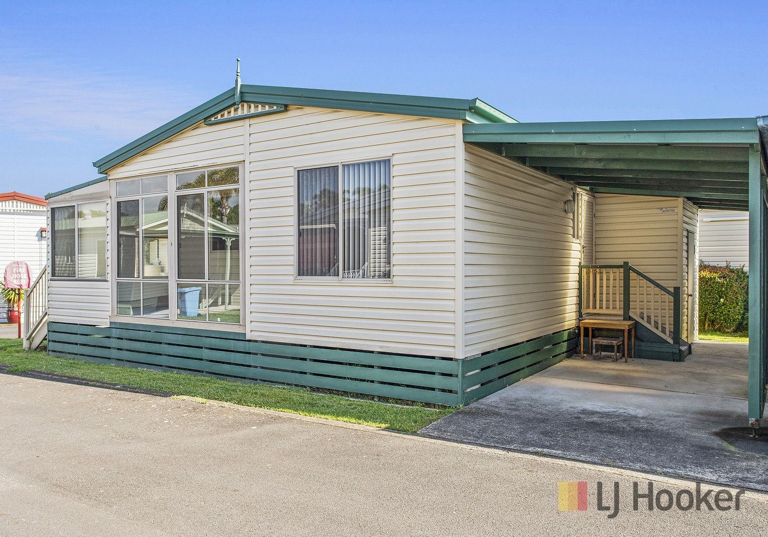 6, Sixth Ave/120 Osborne Parade, Warilla NSW 2528, Image 0