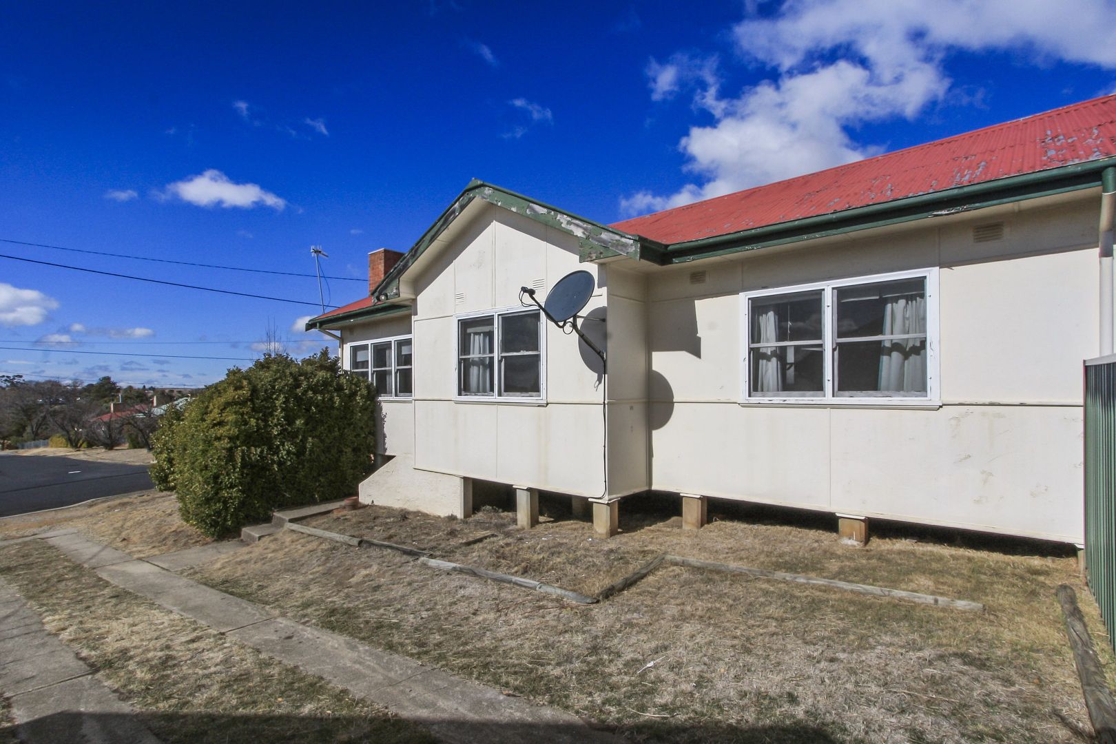15 BAROONA AVE, Cooma NSW 2630, Image 1