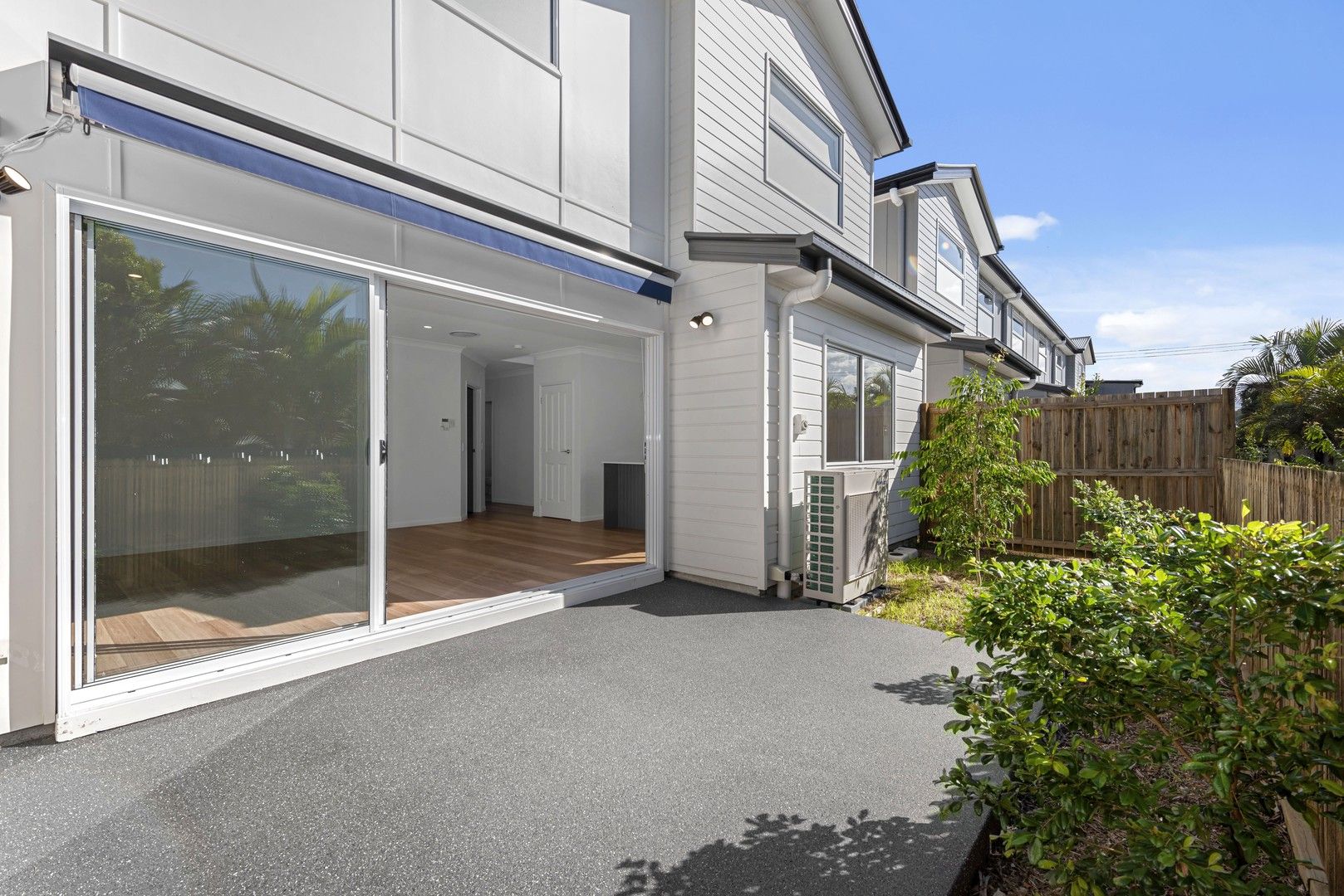4 bedrooms Townhouse in 7/153 Denham Street BRACKEN RIDGE QLD, 4017