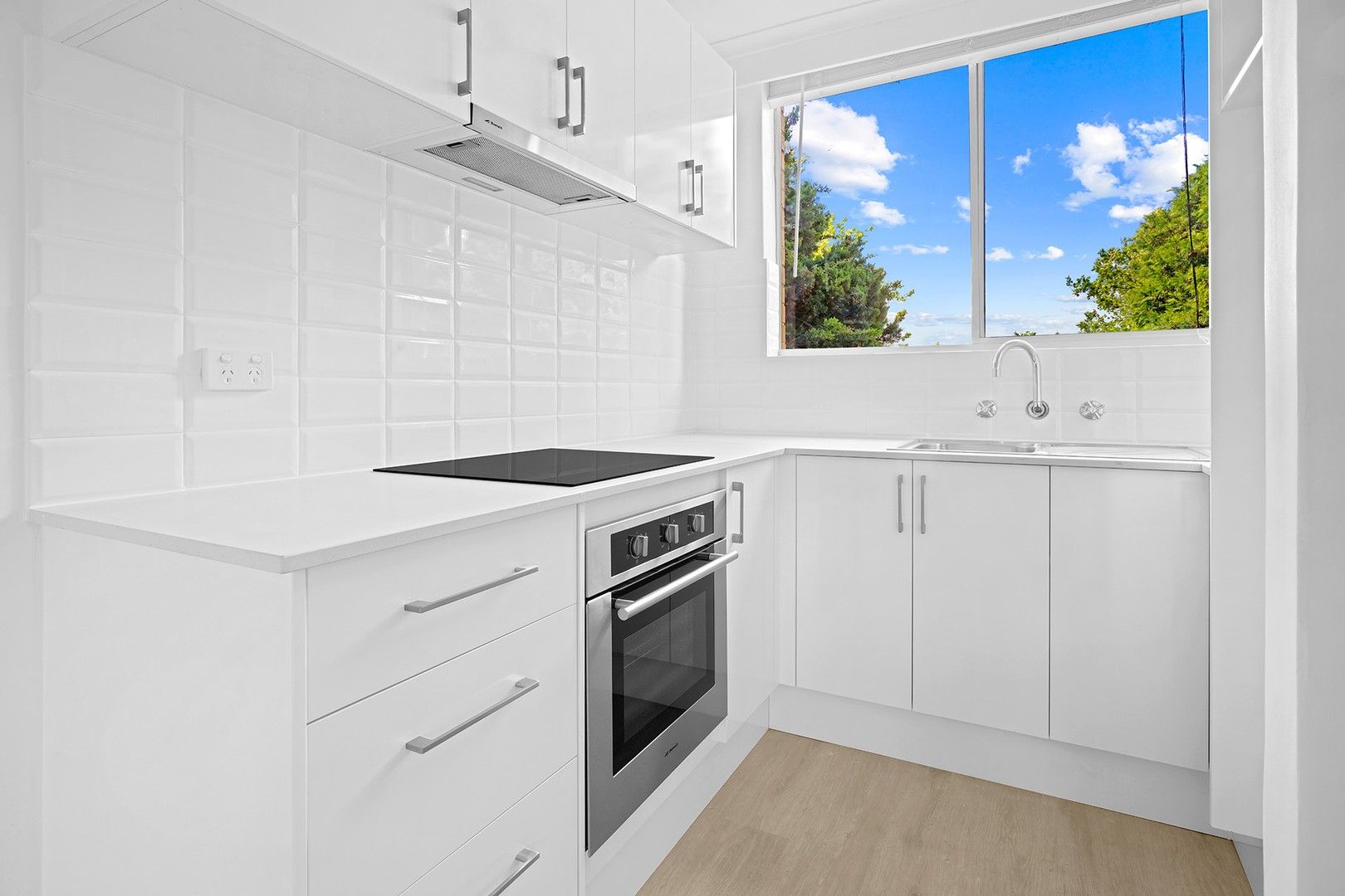 1 bedrooms Apartment / Unit / Flat in 32/24-26 Lansdowne Road ST KILDA EAST VIC, 3183