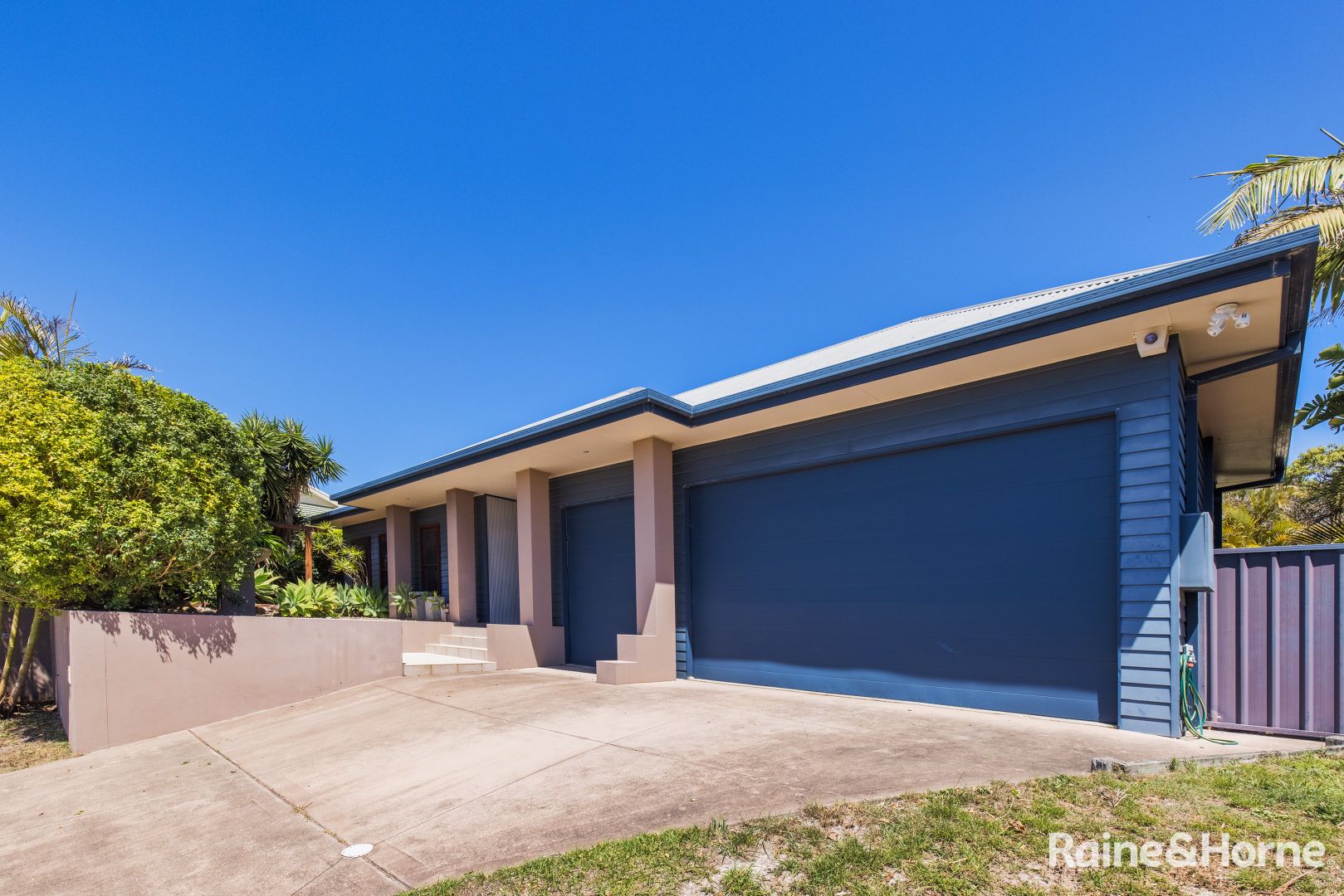 22 Hawkes Way, Boat Harbour NSW 2316, Image 1