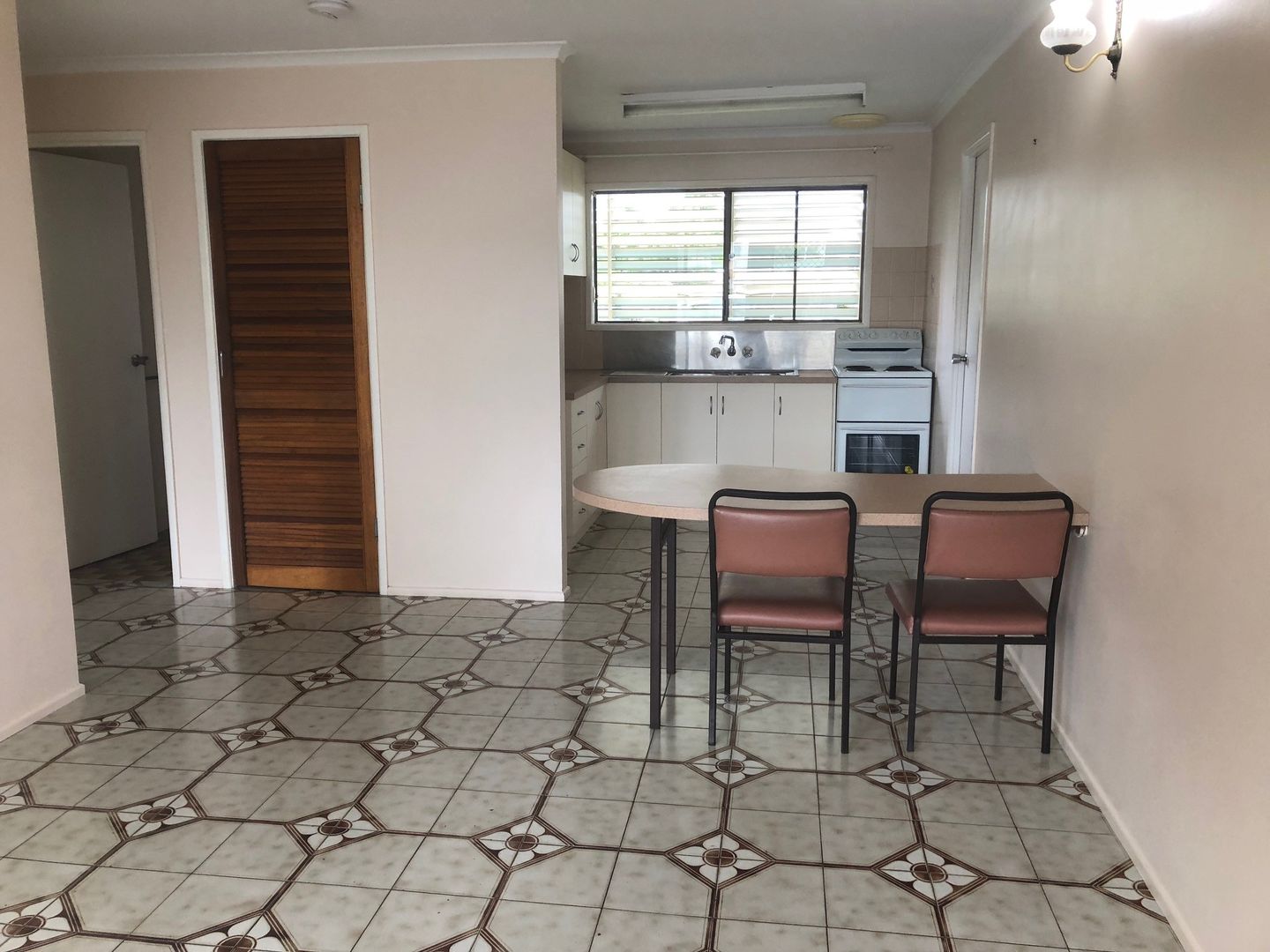 3/69 Shakespeare Street, East Mackay QLD 4740, Image 2