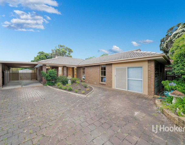 31 Durham Crescent, Hoppers Crossing VIC 3029