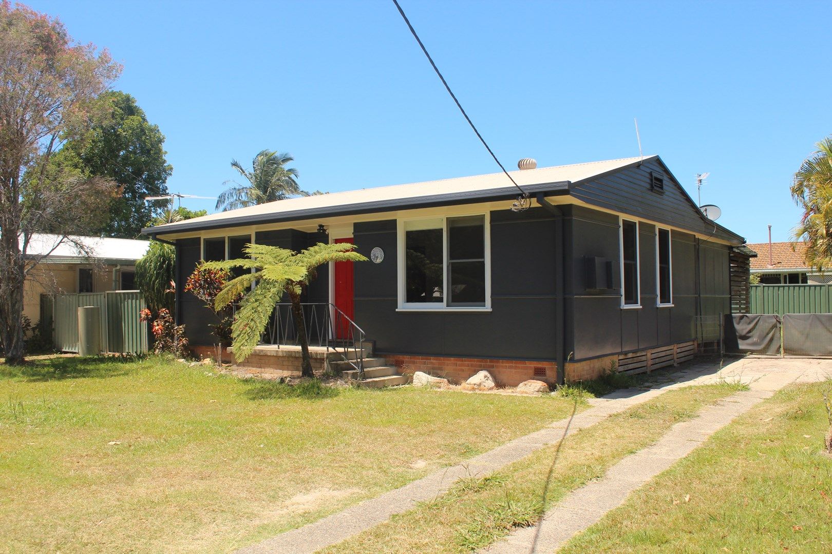 Property Report for 27 Bray Street, Coffs Harbour NSW 2450
