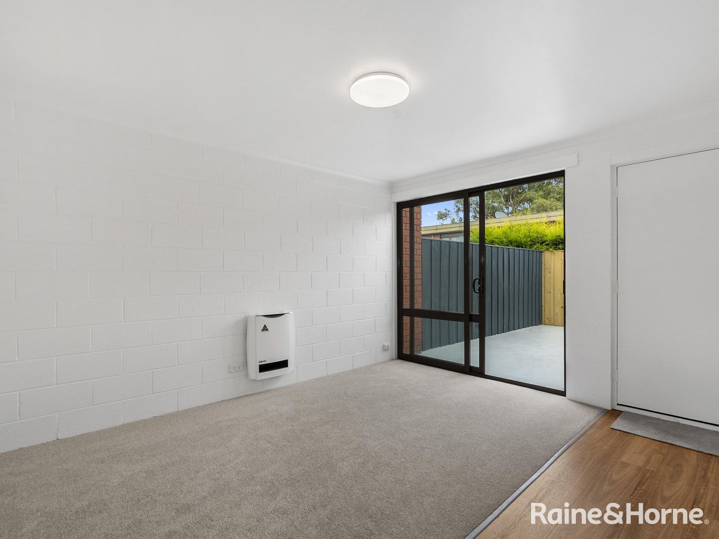 11/2 Clifford Court, Howrah TAS 7018, Image 2