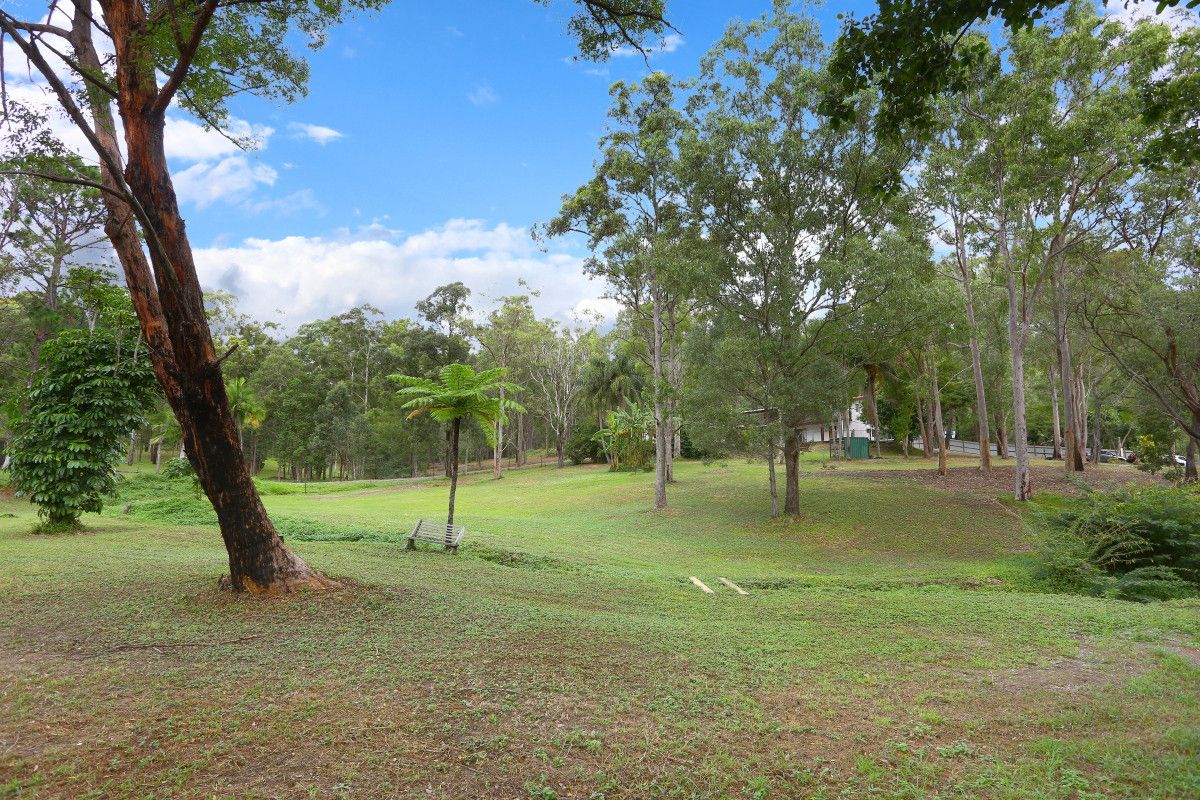 8 Nature Valley Court, Tallai QLD 4213, Image 0