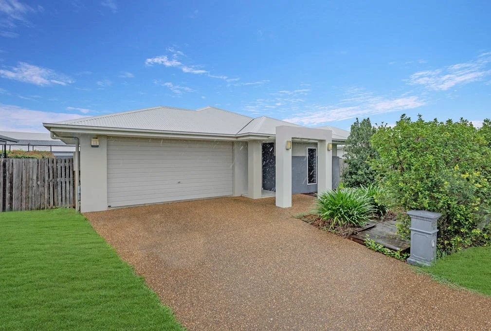Primary image of 14 Iona Avenue, Burdell QLD 4818