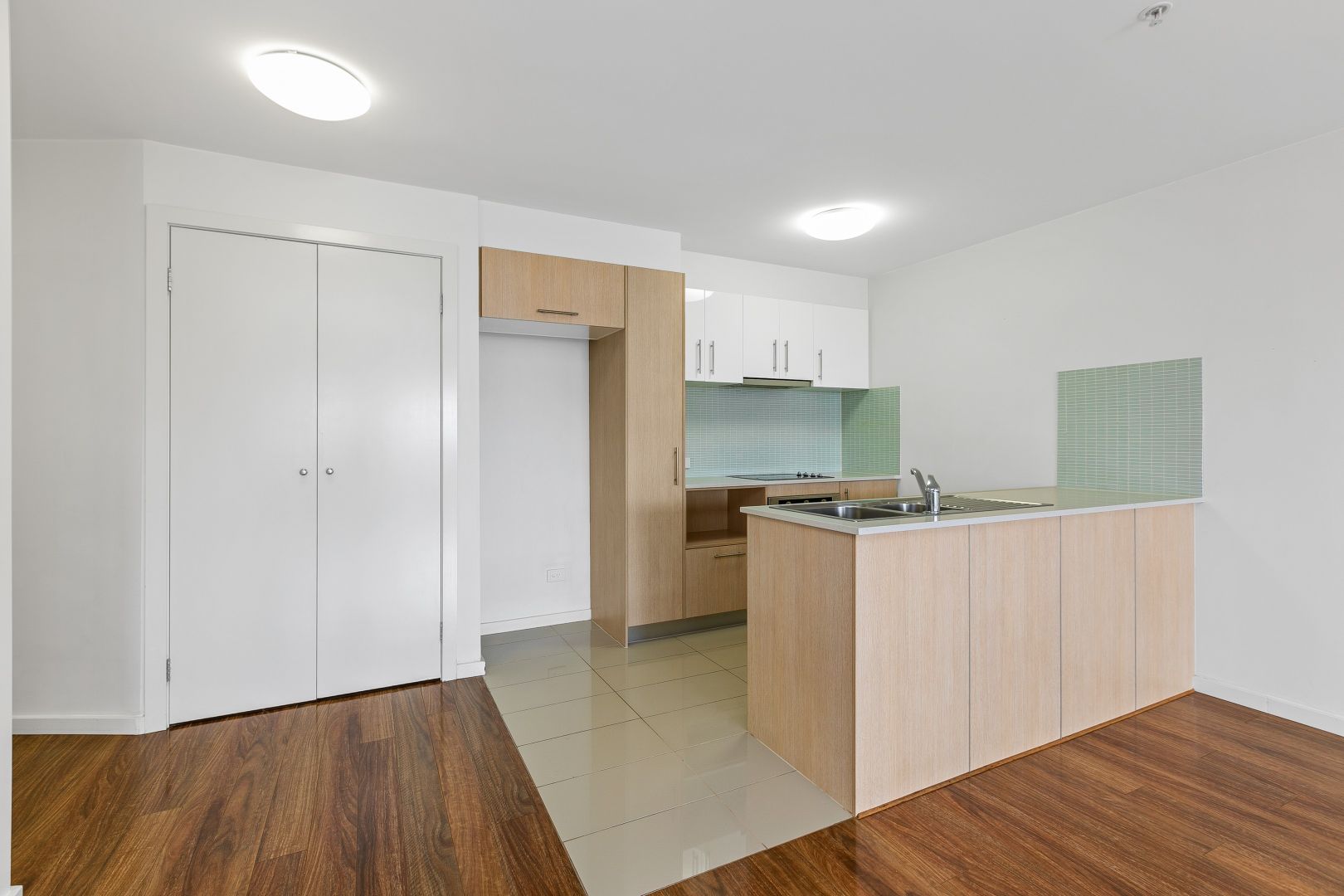 206/117 Pier Street, Altona VIC 3018, Image 1