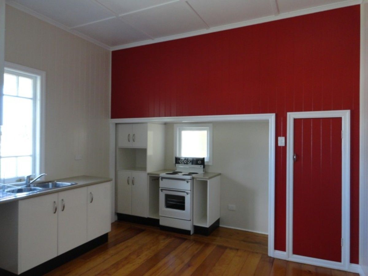 41 Mary Street, Mount Lofty QLD 4350, Image 2