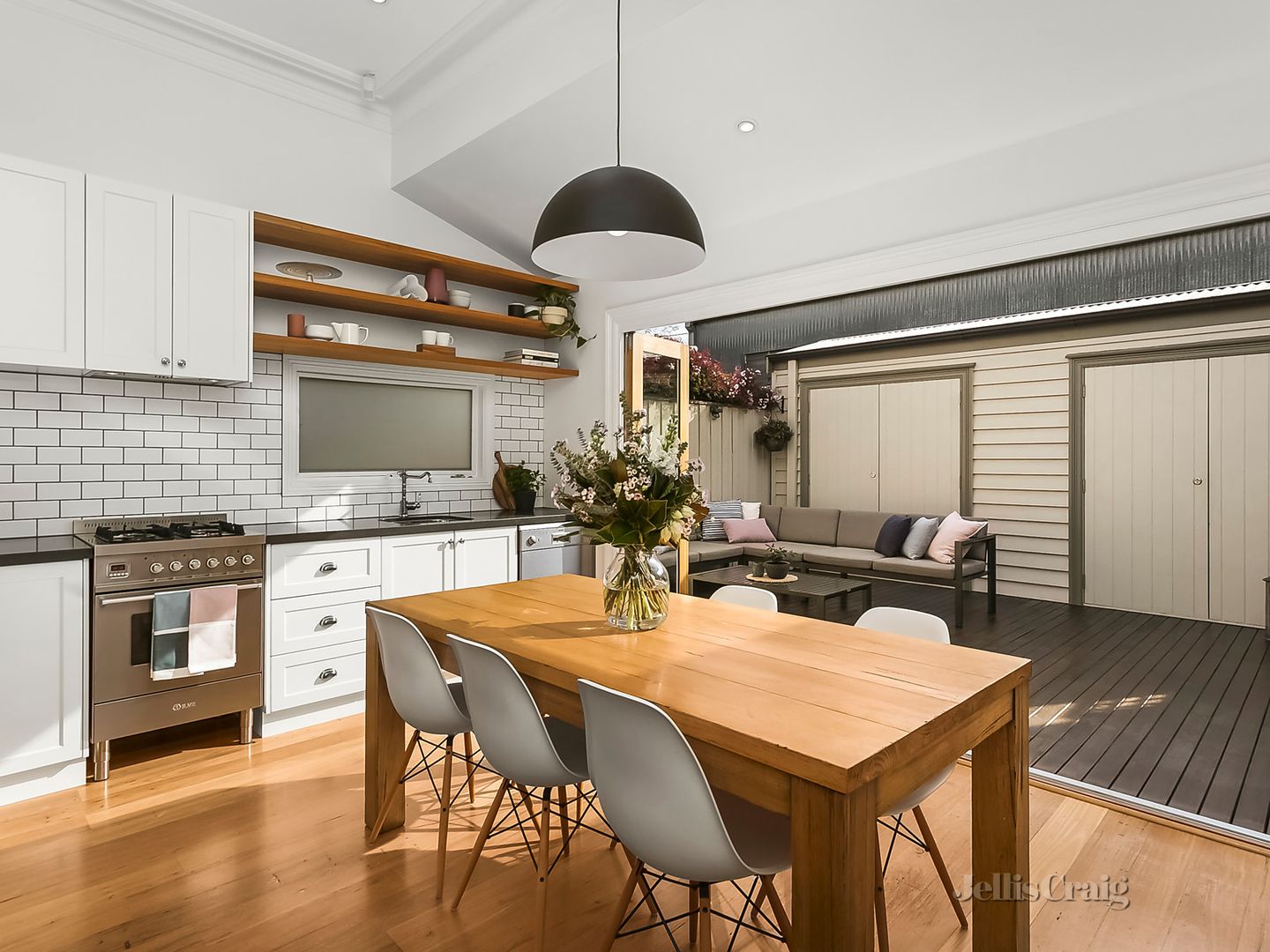 3 Bent Street, Kensington VIC 3031, Image 2