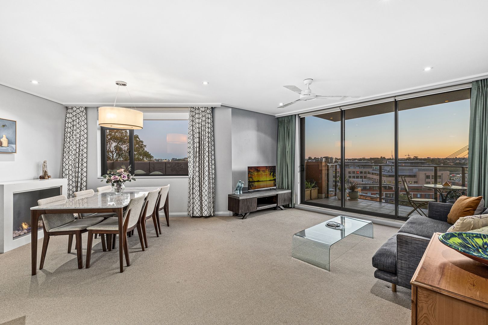 505/21 Cadigal Avenue, Pyrmont | Property History & Address Research ...