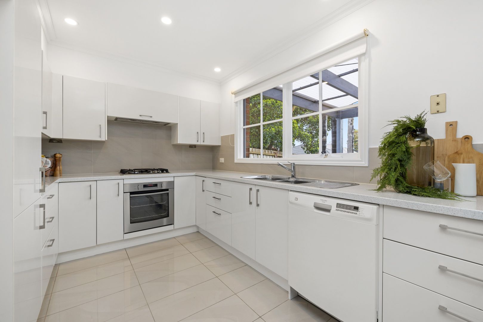 1/27-29 Victor Road, Bentleigh East VIC 3165, Image 1