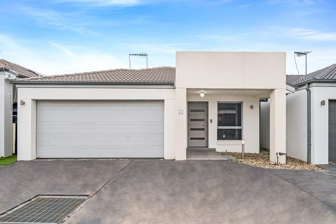 Picture of 10/12 Burrowes Grove, DEAN PARK NSW 2761