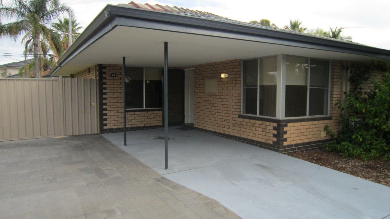 2 bedrooms Duplex in 1A Bellairs Road KARDINYA WA, 6163